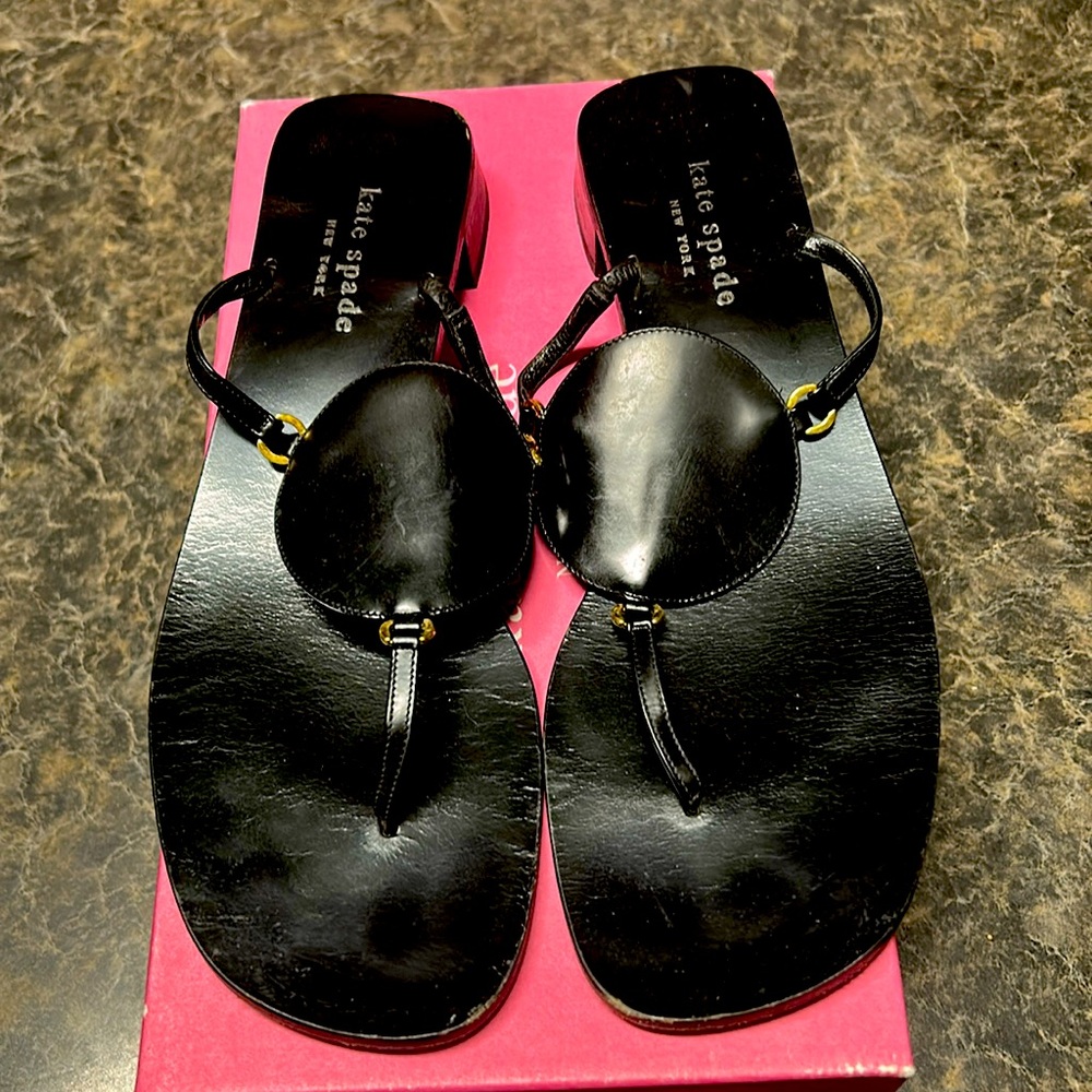 Kate Spade - Black leather thong sandal, size 9.0